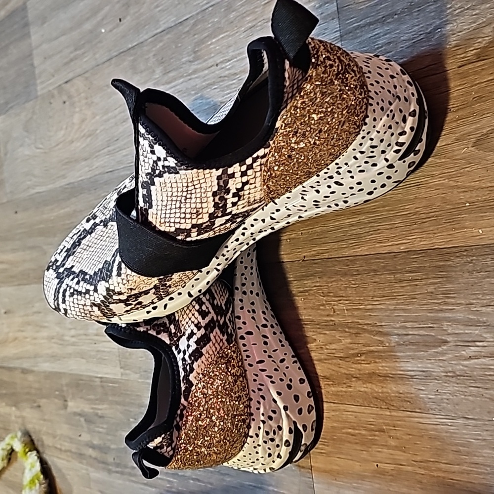 Womans fashion shoes